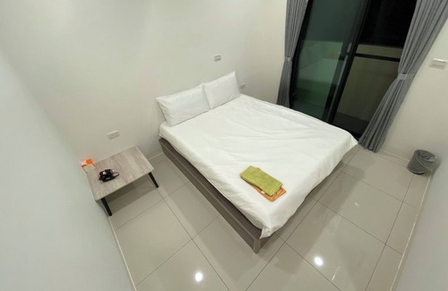 North District Bed & Breakfast | The clouds