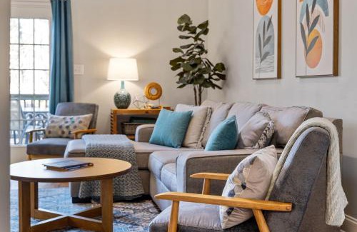 Cary House | The Cloverleaf - Near Downtown Cary & RDU