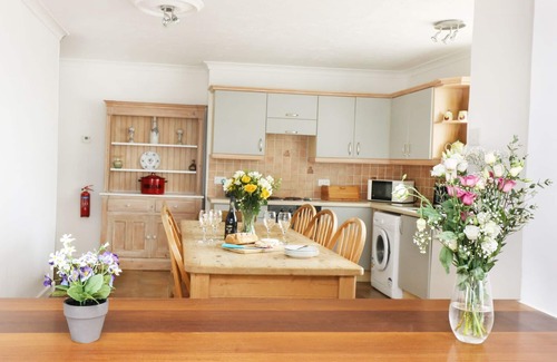 Penzance Cottage | THE COACH HOUSE, pet friendly, character holiday cottage in Sennen