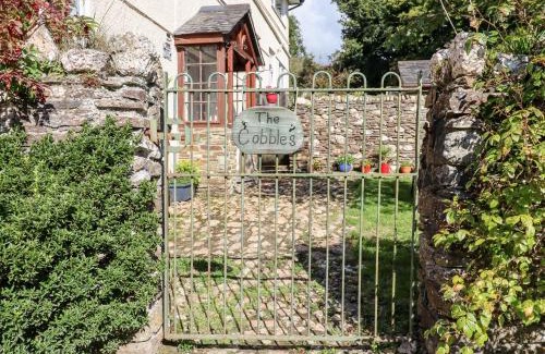 Bere Alston House | The Cobbles