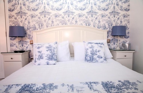 Aberdeen Bed & Breakfast | The Cock and Bull