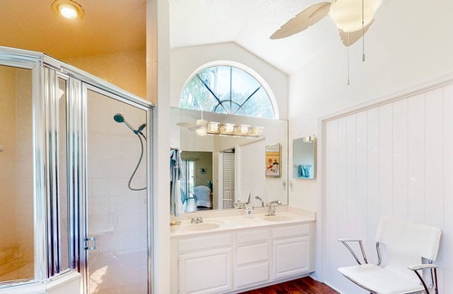 Tropic House | The Coconut Cottage | House in Melbourne close to Canaveral National Seashore