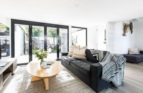 Sunshine Beach Villa | The Coconut Palm One is a designer Villa
