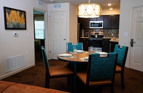 Williamsburg Apartment | The Colonies at Williamsburg Suite B Two bedroom, Two bathrooms.