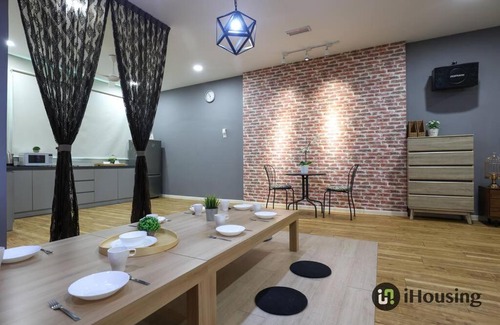 Taman Melaka Raya Apartment | The Comfort Cottage Homestay by I Housing