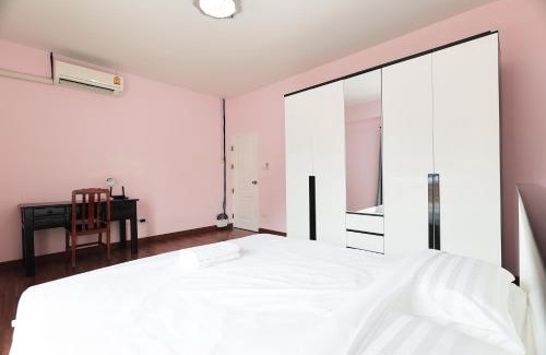 Su Thep Apartment | The Comfort house near CMU