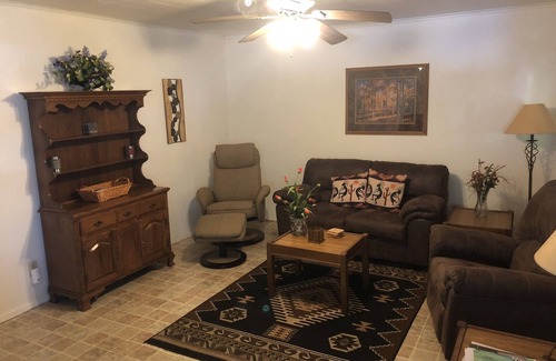 Tyrone Apartment | The Comfortable and Economical Choice For Business Or Pleasure #2