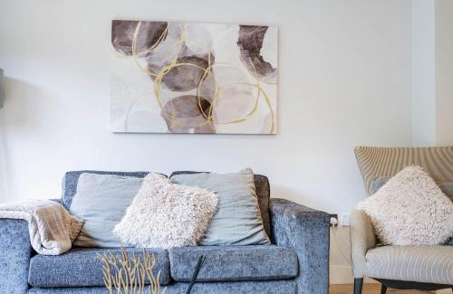 Syon Apartment | The Concord Modern 1 Bedroom Apartments