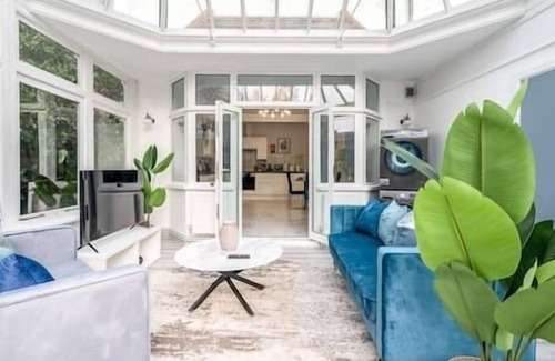Kenton House | The Concrete Room