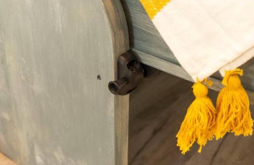 Johnson City House | The Container Retreat @290 Wine Trail #3 Hill Country bliss
