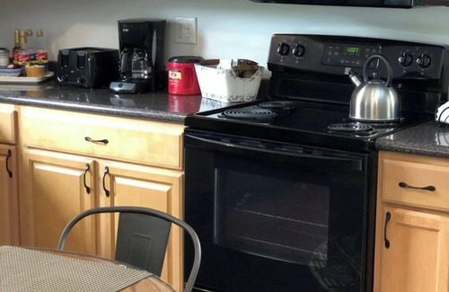 Columbus Apartment | "The Coop" Near Easton Town Center Columbus, OH