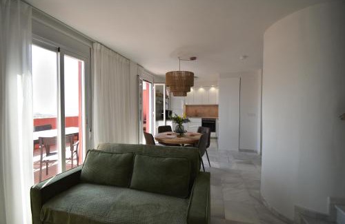 Castillo de Sabinillas Apartment | The Coral Breeze - Top Floor Apartment with Spectacular Views