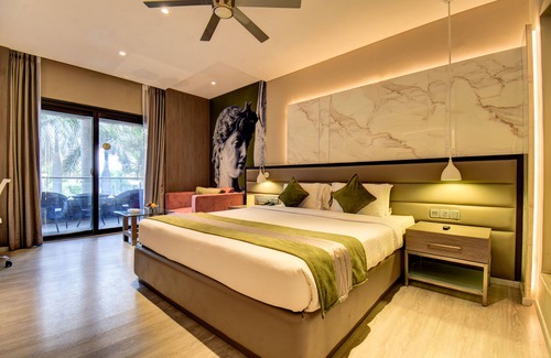 Pune Hotel | The Corinthians Resort