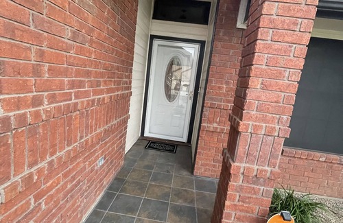Killeen House | The Corner Spot with a hot tub!
