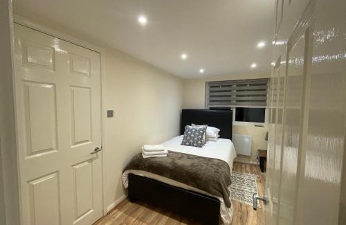 Rickmansworth Apartment | The Cosy Cottage, Old Soles bridge Lane