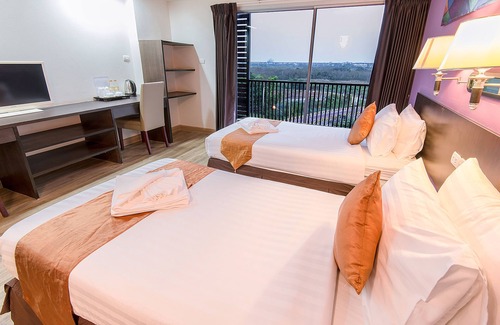 Bang Sao Thong Hotel | The Cotai Luxury Design Hotel