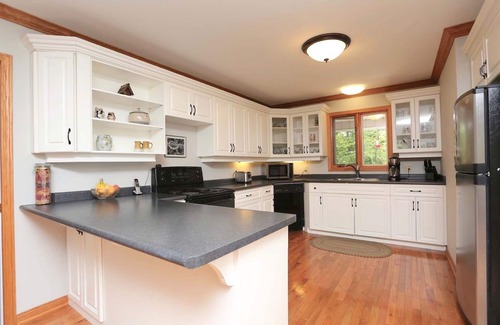 Grand Bend Cottage | The Cottage At Old River Road.