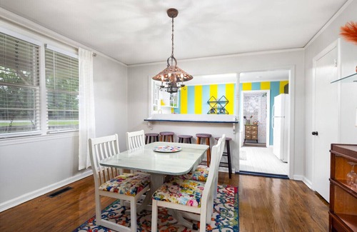 Fortson Apartment | The Cottage Near Columbus` Best Shopping & Dining!