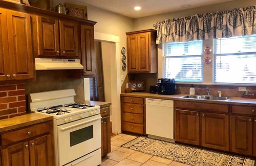 Texarkana House | The Cottage on Hazel