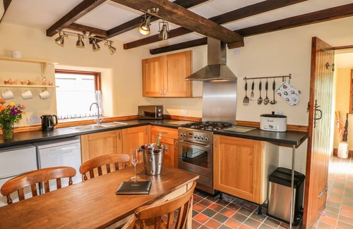 Cauldon Low Cottage | THE COTTAGE, pet friendly, with open fire in Waterhouses