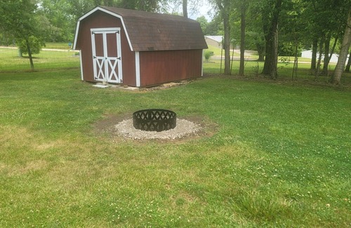 Hallsville Cottage | The Cottage @ Tarlton's Edge