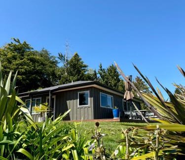 Wairakei House | The Cottage, Taupo