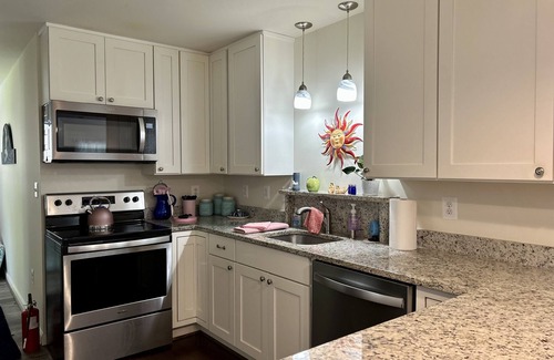 Shady Side House | The Cottage