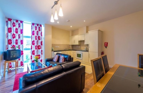 Cortober Apartment | The Courtyard Apartments
