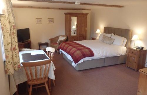 Lowestoft House | The Courtyard, Laurel Farm