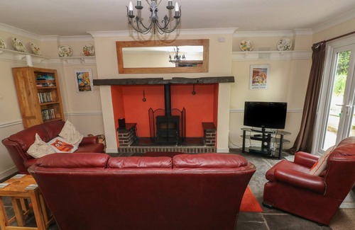 Pont-ar-gothi Cottage | THE COW'S CUPBOARD, family friendly, with open fire in Carmarthen