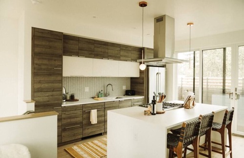 Bozeman Apartment | The Cowboy Inn - Luxury Bozeman
