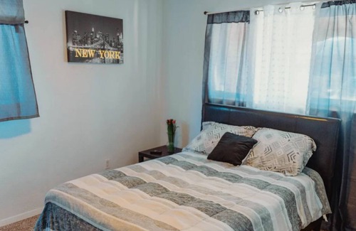 Biggs Field Apartment | The Cozy 3BR Home 🐶| Near Ft Bliss | MultiPlex