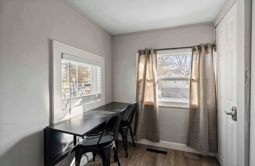 West Columbus House | The Cozy Bellows – Retreat for 4