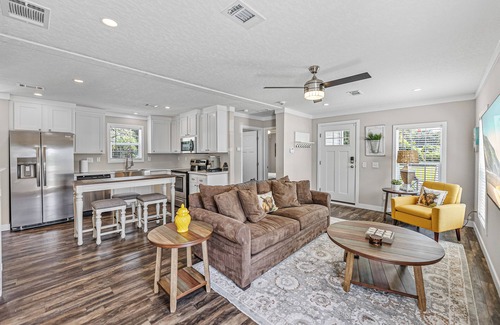 Zephyrhills West House | The Cozy Cabana