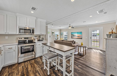 Zephyrhills West House | The Cozy Cabana