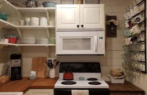 Belton Cabin | The Cozy Cabin at Mill Creek