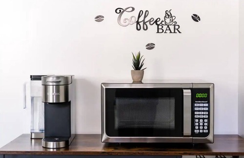 Sugar House Apartment | The Cozy Crib/Spacious & Workspace w/Monitor