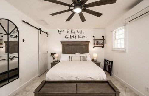 Old Town Apartment | The Cozy Little Cottage