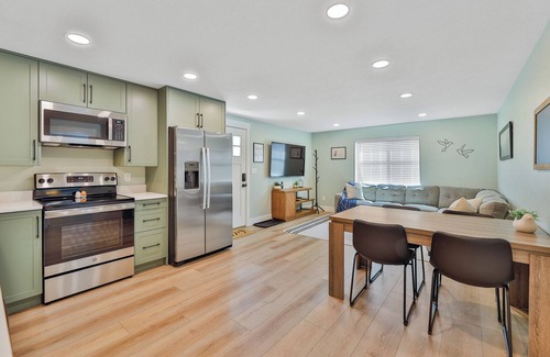 South Jordan Apartment | The Cozy Nest - Family friendly 2-bedroom guest apartment in South Jordan