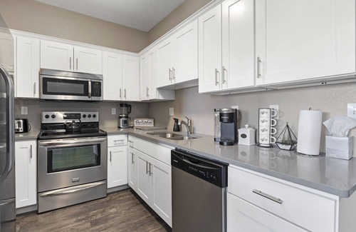 Springfield Apartment | The Cozy Suite near all Attractions in downtown