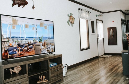 Elberta House | The Crab Shack🦀 Cozy 2/BR home~14 miles from the beach