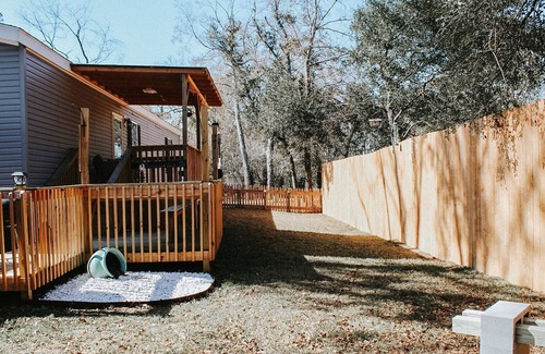 Elberta House | The Crab Shack🦀 Cozy 2/BR home~14 miles from the beach
