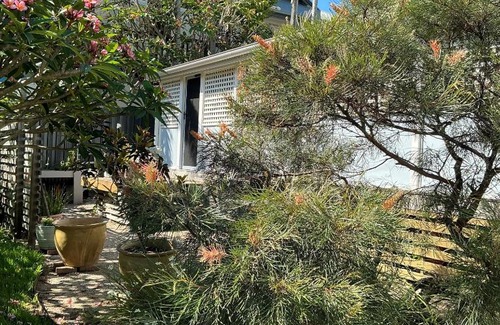 Angourie House | The Crescent - LJHooker Yamba