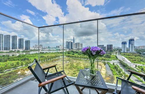 District 4 Apartment | The Crest High-end 2BR flat with extraordinary panoramic view