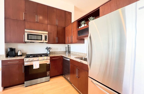 McLean Apartment | The Crestwood Loft~2BR 3Beds