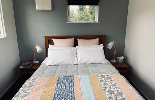 Alexandra Ski Chalet | 'The Crib' on Legacy Vineyard