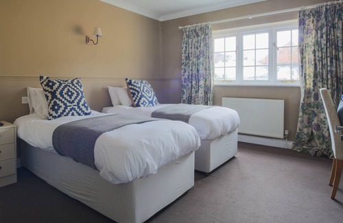 Petersfield Hotel | The Cricketers Inn