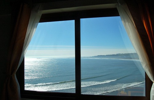 Concon Apartment | The Crow's Nest, Overlooking the Pacific, Con Con, Chile.