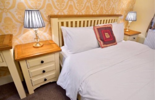 Hailsham Hotel | The Crown Hotel