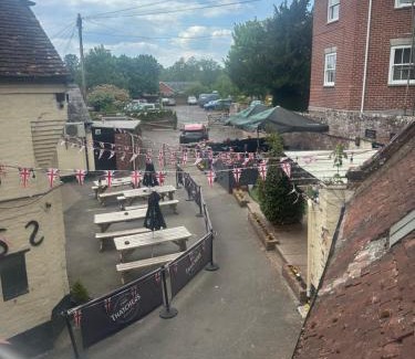 New Forest District Bed & Breakfast | The Crown Inn